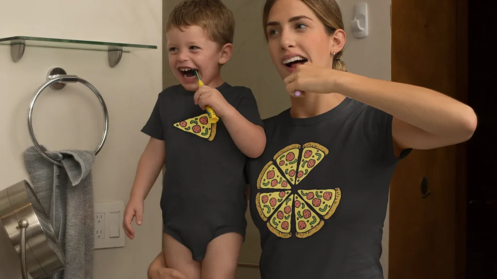 maglie-di-coppia-mamma-e-bambino con pizza e lavaggio denti-idealab